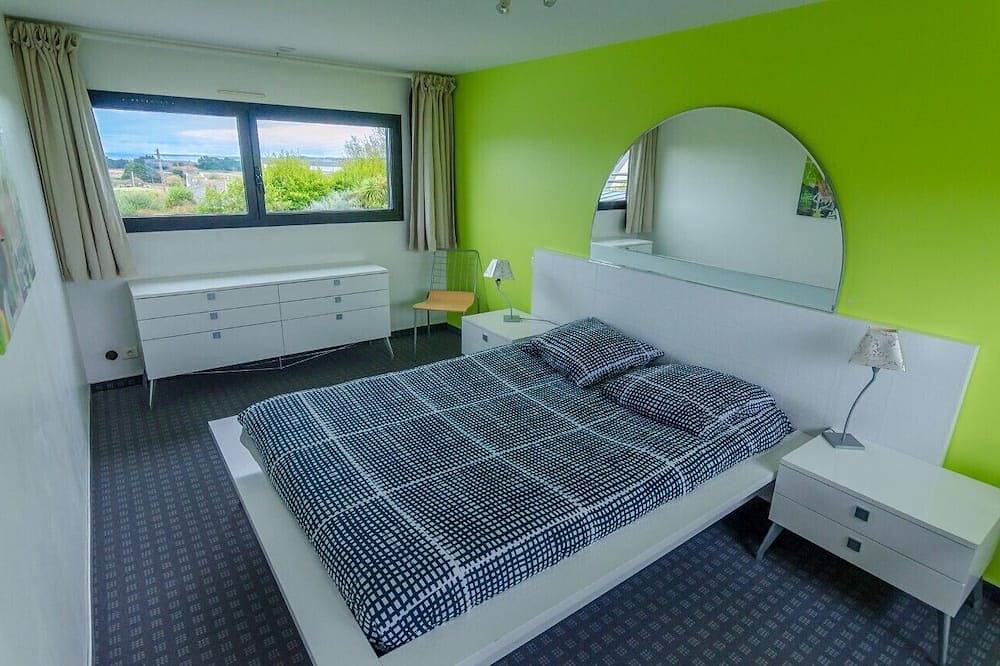 La villa des ísles in Plougrescant, Costa de granito rosa