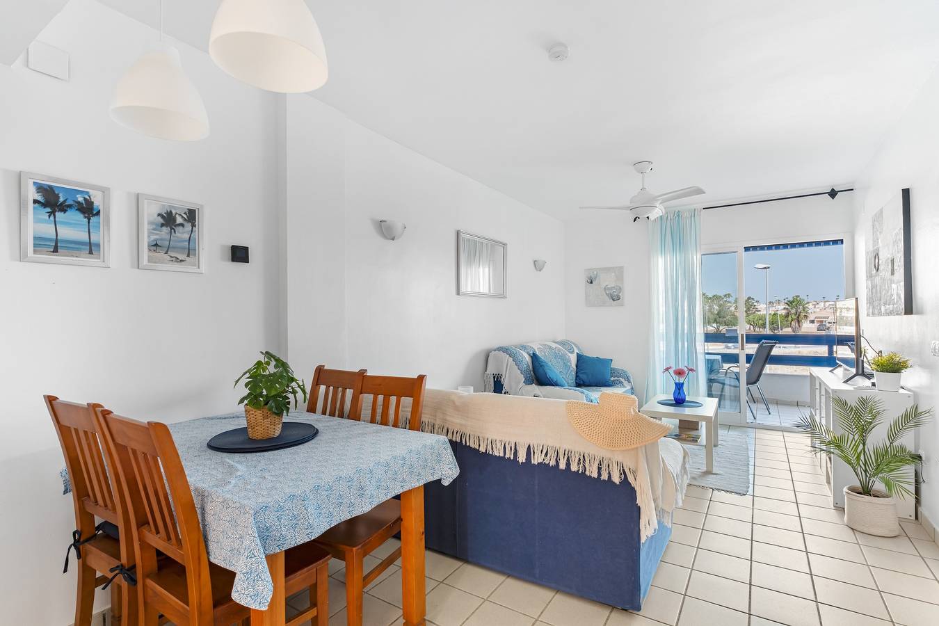 Ganze Wohnung, Apartment „In Playa Flamenca“ mit Gemeinschaftspool, Wlan und Klimaanlage in Orihuela, Costa Blanca