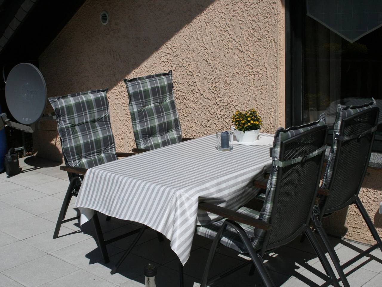 Ganze Ferienwohnung, Ferienwohnung Hockelmann - 2-Bettwohnung -Nichtraucher- in Densborn, Vulkaneifel