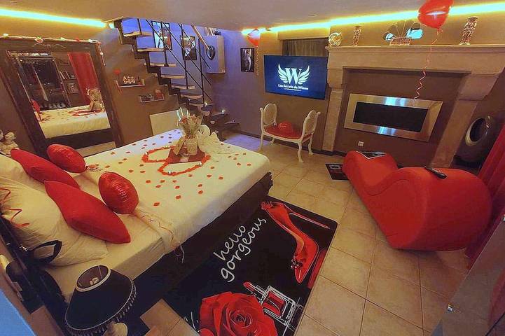 Gîte pour 2 personnes, avec Jacuzzi et Jardin à Auge