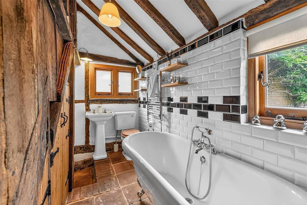 Cottage-Cottage-Salle de bain privée-Vue sur la cour in Crawley, Sussex de l'Ouest