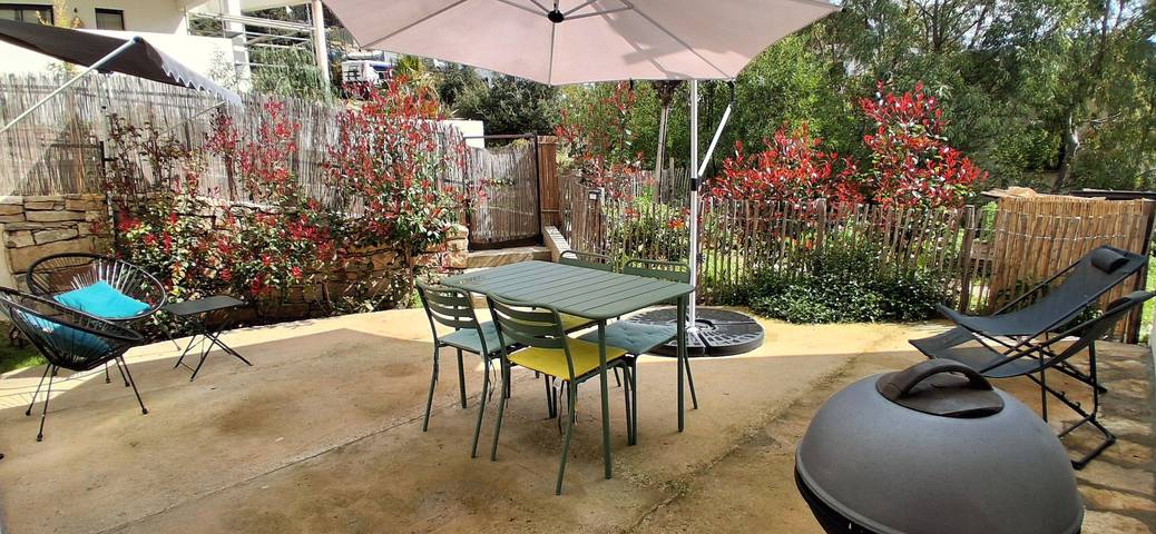 Geheel appartement, Appartement Le Cocoon met terras in vrijstaand huis in Ceyreste, Marseille en omgeving
