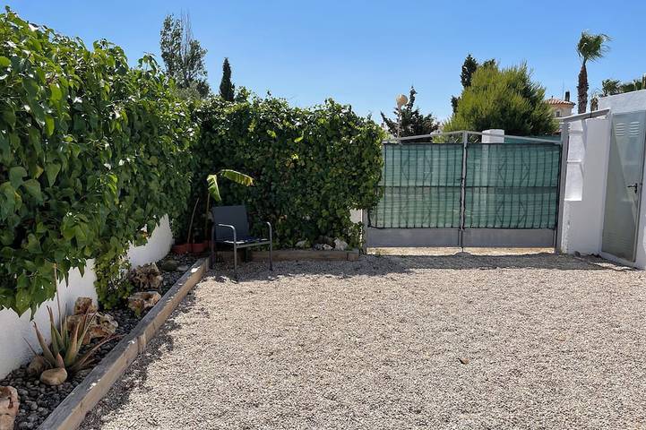 Casa Rogi, with pool, ideal for family, on main street and near the beach in Riumar, Delta de l'Ebre