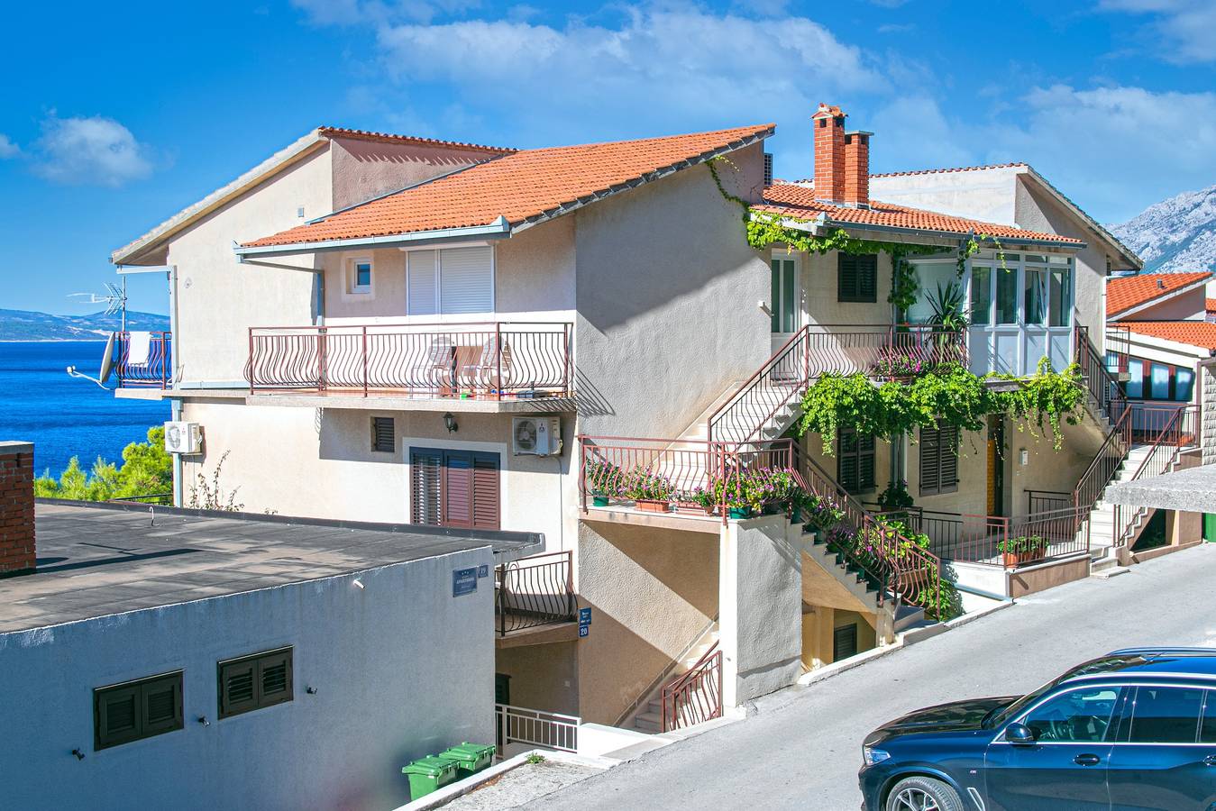 Ganze Wohnung, Studio Appartement mit Balkon und Meerblick Brela, Makarska As-20075-a in Brela, Makarska Riviera