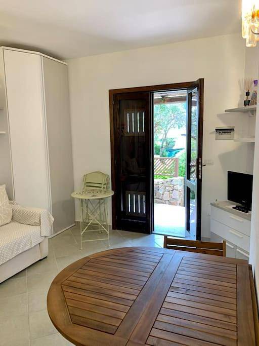 Location de vacances pour 4 personnes, avec jardin à Porto Pollo - 3