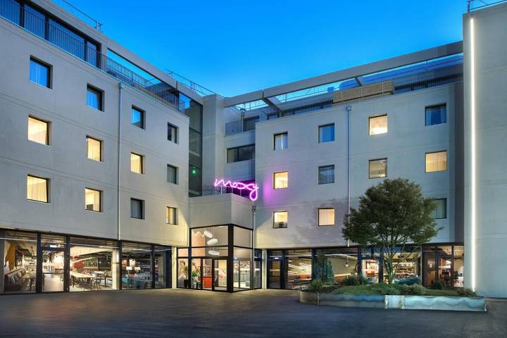 Hôtel pour 2 personnes, avec Terrasse à Sion