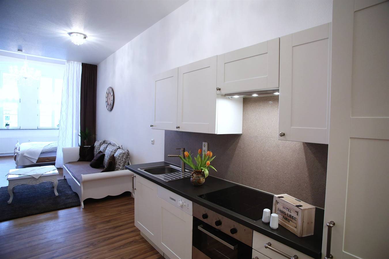 Apartamento inteiro, Apartamento París hasta 3 personas in Muhlhausen, Unstrut-Hainich