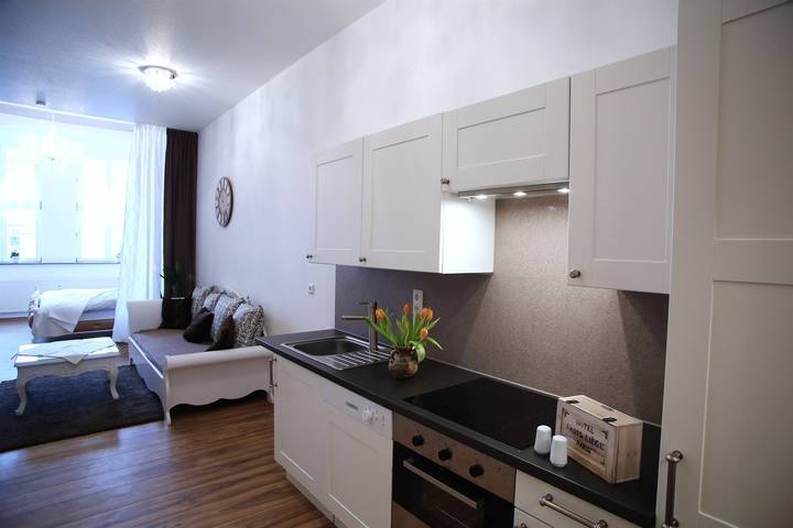 Ferienwohnung für 3 Personen, mit Balkon/Terrasse und Garten in Mühlhausen - 4