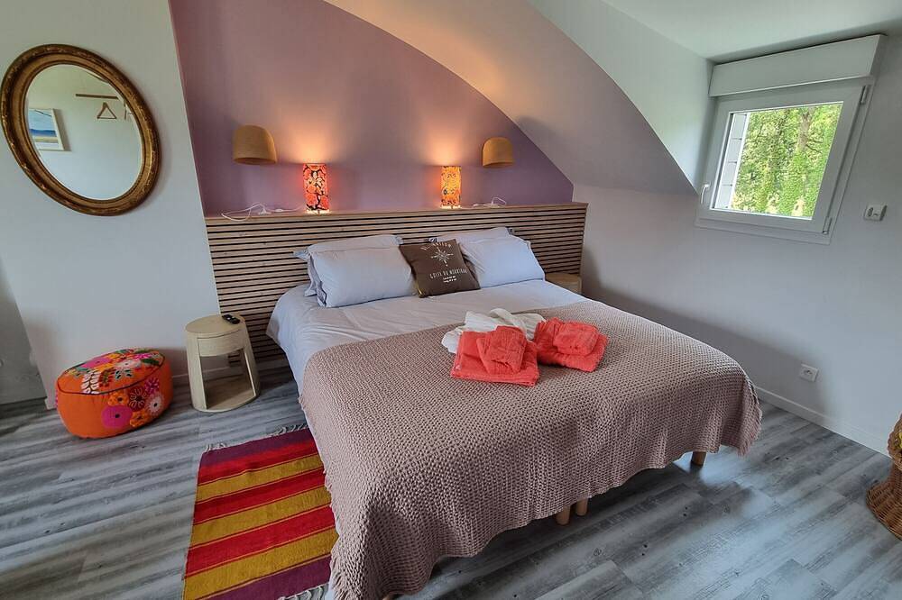 Habitación 'Hoëdic' con terraza compartida, Wi-Fi y aire acondicionado in Ploeren, Côte des Mégalithes