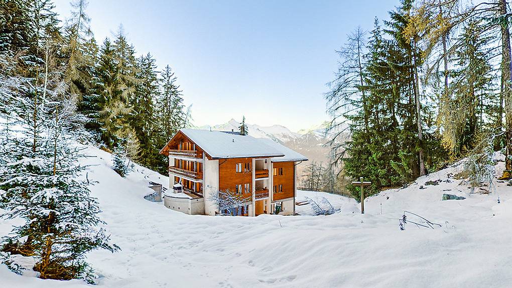 Chalet de l'Ours 3 Etages in Les Agettes, Walliser Alpen