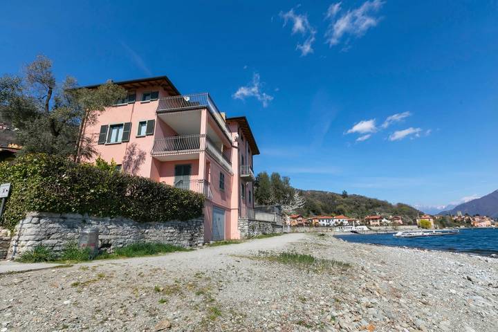 Ferienwohnung für 4 Personen, mit Seeblick und Terrasse, kinderfreundlich in Comune di San Siro - 3