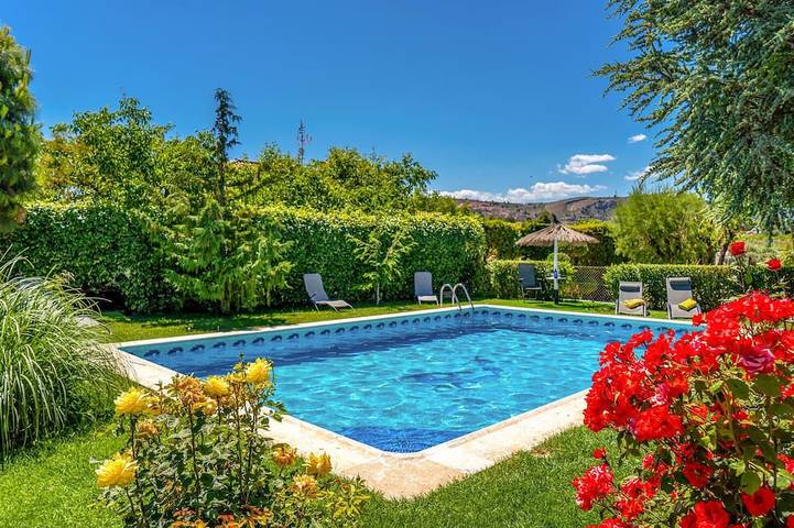 Ferienhaus für 6 Personen, mit Terrasse und Garten - 1