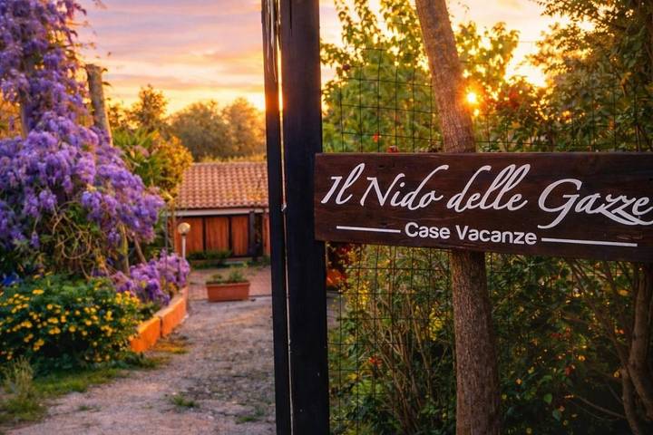Casa vacanza per 2 persone, con giardino, adatto a famiglie con bambini a Marina di Camerota