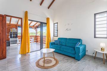 Gîte pour 2 personnes, avec jardin ainsi que balcon et jacuzzi dans Plage de Saint-Félix