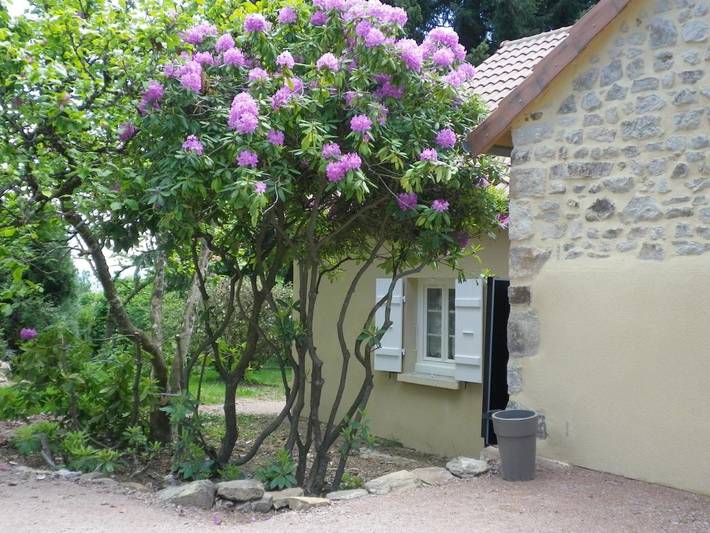 Location de vacances pour 5 personnes, avec vue et jardin, animaux acceptés à La Guiche - 2