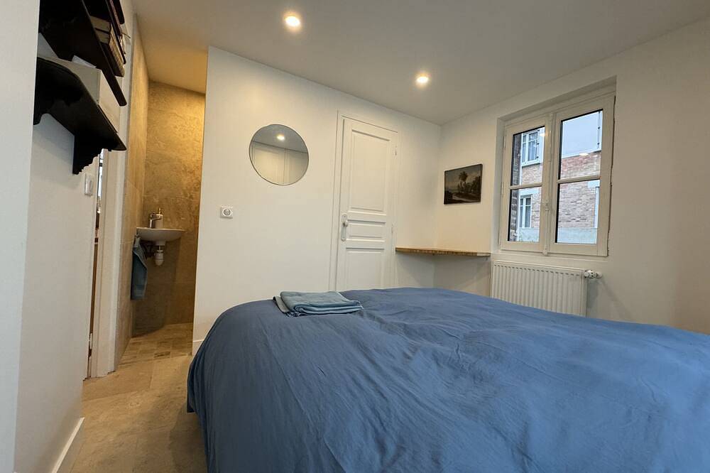 Maison 2 Chambres avec Jardin : Proche Paris, Versailles et Porte de Versailles in Meudon, Hauts-de-Seine