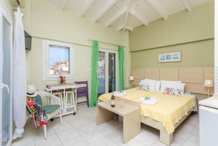 Ganze Wohnung, Ferienwohnung für 2 Personen mit Meerblick in Lakka, Paxos