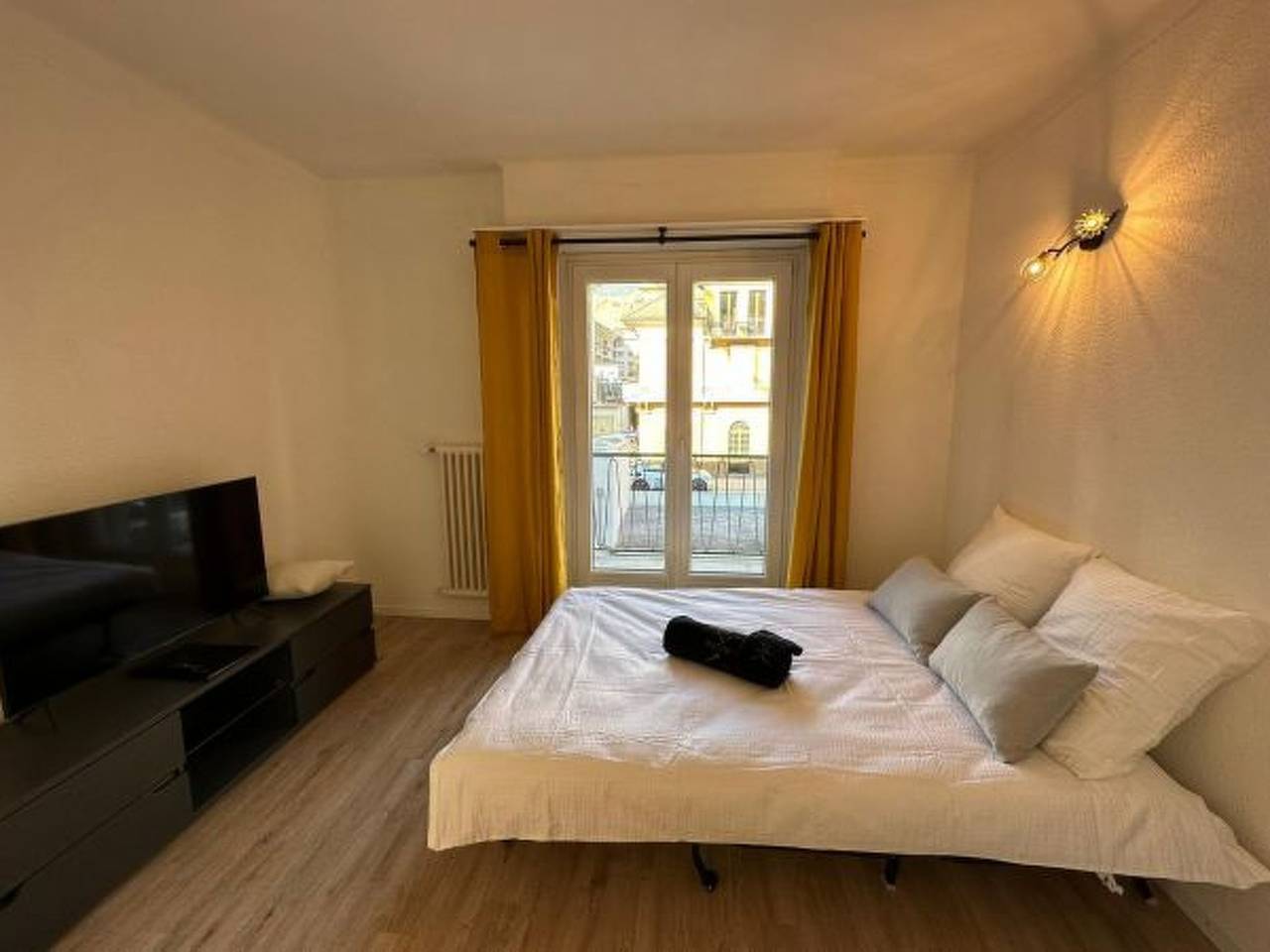 Appartement entier, Appartement de vacances pour 3 personnes avec balcon in Sion, 4 Vallées