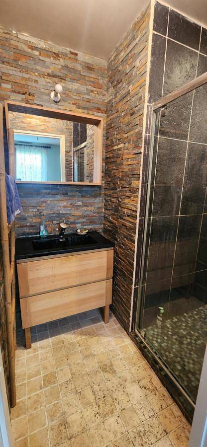 Location de vacances pour 2 personnes, avec terrasse à Poullan-sur-Mer - 3