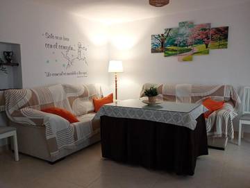 Casa rural para 6 personas, con jardín y terraza además de piscina y vistas en Galaroza