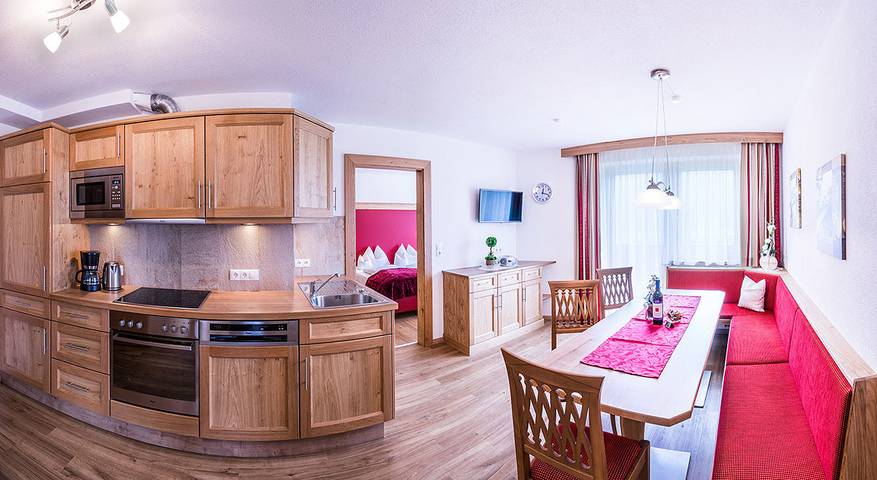 Ferienwohnung für 8 Personen, mit Balkon und Sauna in Ried im Zillertal