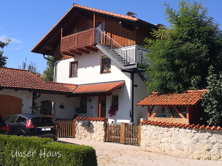 Hütte für 4 Personen, mit Balkon
