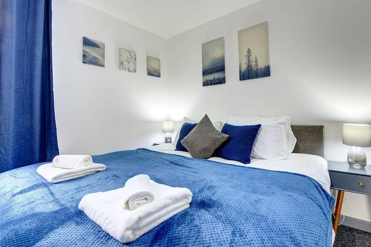 56Hrc 5 BedRoom House| Garden| Parking Pfp in Coventry, Birmingham y alrededores