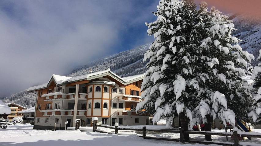 Ferienwohnung für 4 Personen, mit Garten, mit Haustier in Saas-Grund