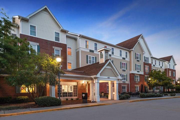 Hôtel pour 3 personnes, animaux acceptés à Lombard - 2