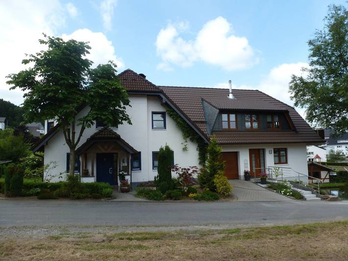 Ferienwohnung für 2 Personen, mit Terrasse und Garten in Kirchhundem