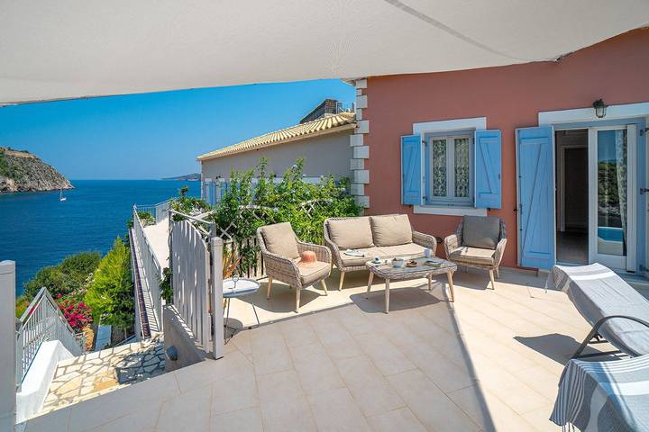 Location de vacances pour 4 personnes, avec Vue sur l’océan ainsi que Terrasse et Piscine dans Άσος - 4