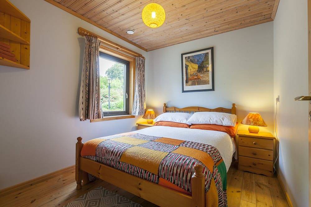 Cosey cabin the in beautiful peaceful setting in the Wicklow Mountains in Donaghmore, County Wicklow
