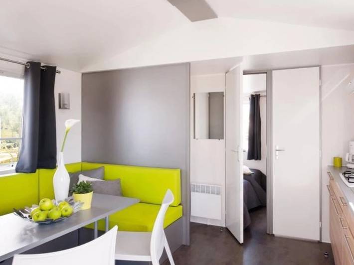 Mobil home pour 6 personnes, avec jardin ainsi que piscine et sauna dans Plage Du Pont D Yeu Notre Dame De Monts - 4