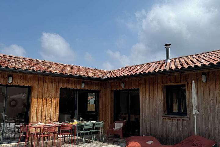 Villa für 8 Personen, mit Pool