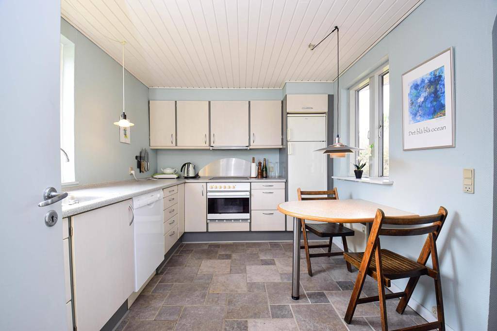 Älteres Ferienhaus mit überdachter Südterrasse, Sauna und Kaminofen in Ulfborg, Nissum Fjord