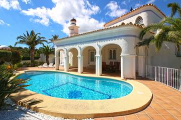 Villa for 4 People in Montgo, Dénia, Photo 2