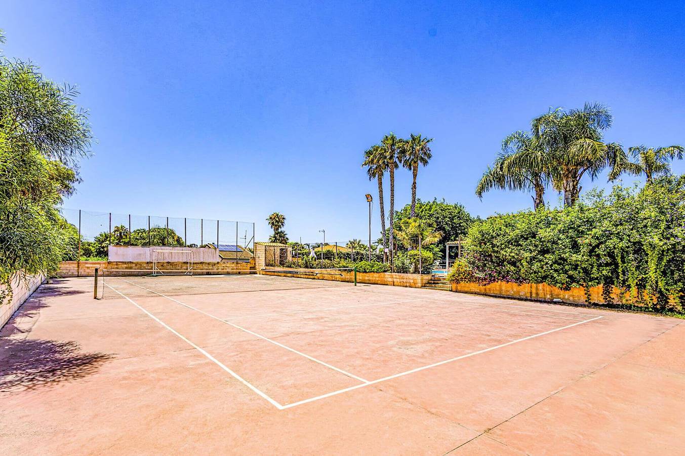 Villa per 8 persone con giardino in Spiaggia di Anticaglie, Santa Croce Camerina