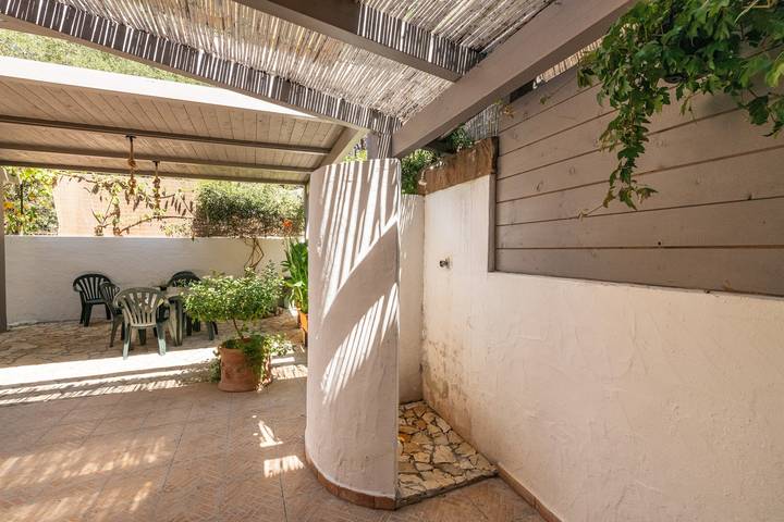 Appartamento intero, Appartamento di vacanza "Sapposentu de Dinu" con Wi-Fi, terrazza e giardino in Sant'Anna Arresi, Sulcis Iglesiente
