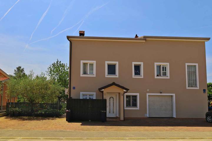 Ferienwohnung für 5 Personen, mit Garten in Umag