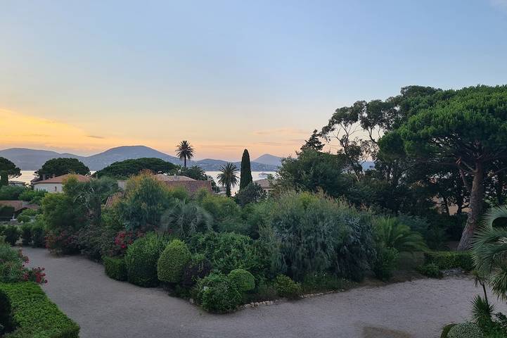 Appartement de vacances pour 6 personnes, avec jardin et balcon
