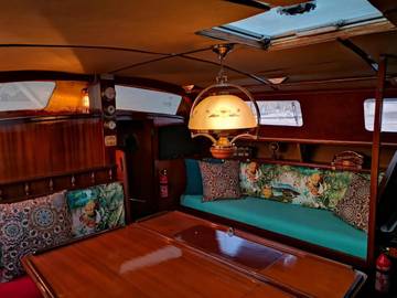 Bateau pour 2 personnes, avec balcon et vue dans l' Hérault