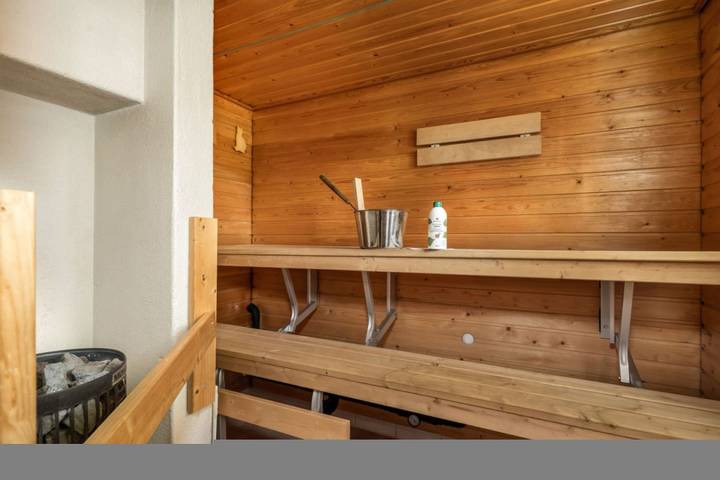 Charming 3Br Home | River Views & Private Sauna in Rovaniemi, Laponia