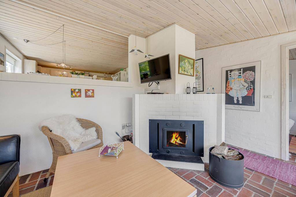 Hygge holiday home with wood-burning stove for 6 people in Blåvand in Blåvand, Région de Varde