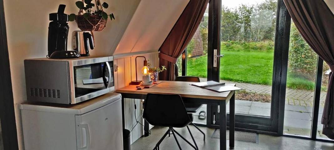 Location de vacances pour 2 personnes, avec jardin et vue dans Warmenhuizen - 4