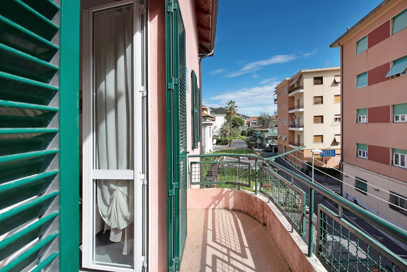 Apartamento entero, Apartamento "Bilocale Cilea con Balcone" con balcón y A/C in Varazze (City), Varazze