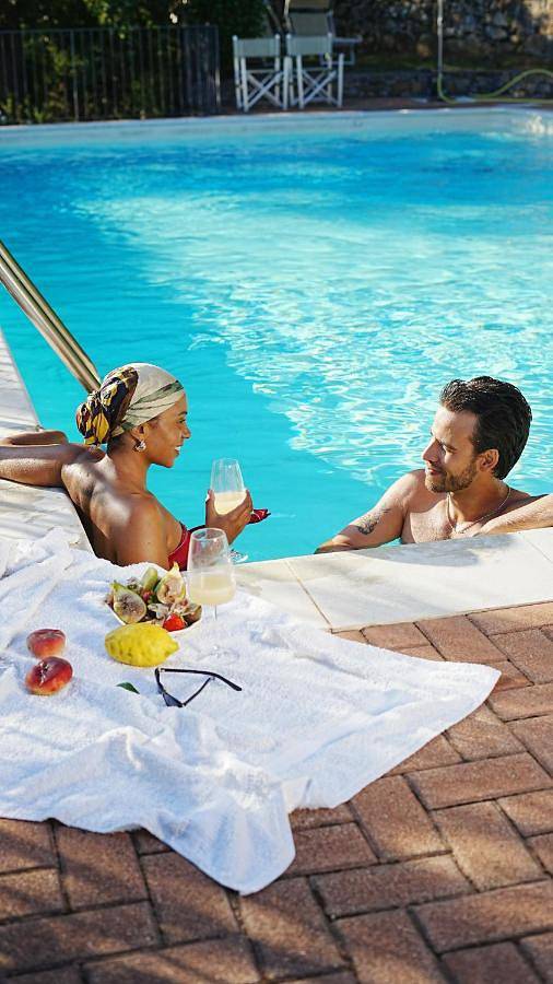 Villa pour 8 personnes, avec jardin ainsi que piscine et vue, animaux acceptés
