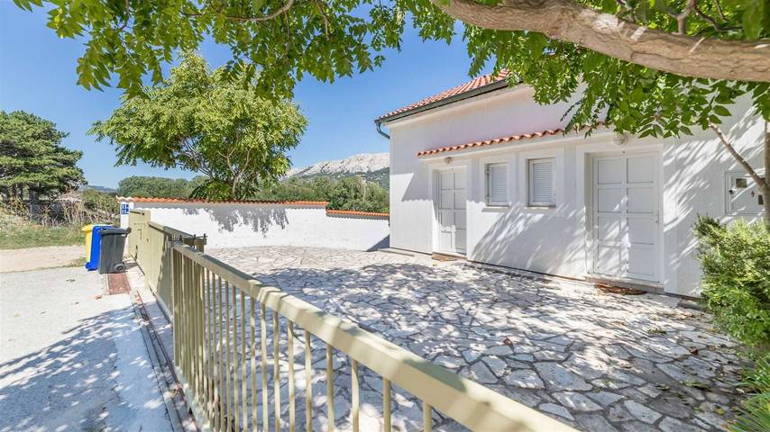 Ferienwohnung für 4 Personen, mit Terrasse in Baska - 3