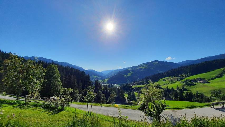 Hütte für 5 Personen, mit Sauna und Balkon