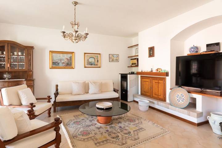 Location de vacances pour 6 personnes, avec Balcon et Terrasse à Sant'Antonio di Gallura