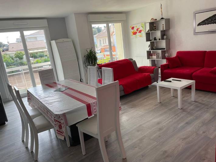 Gîte pour 4 personnes, avec Balcon ainsi que Terrasse et Vue dans Plage des Rochelets - 4